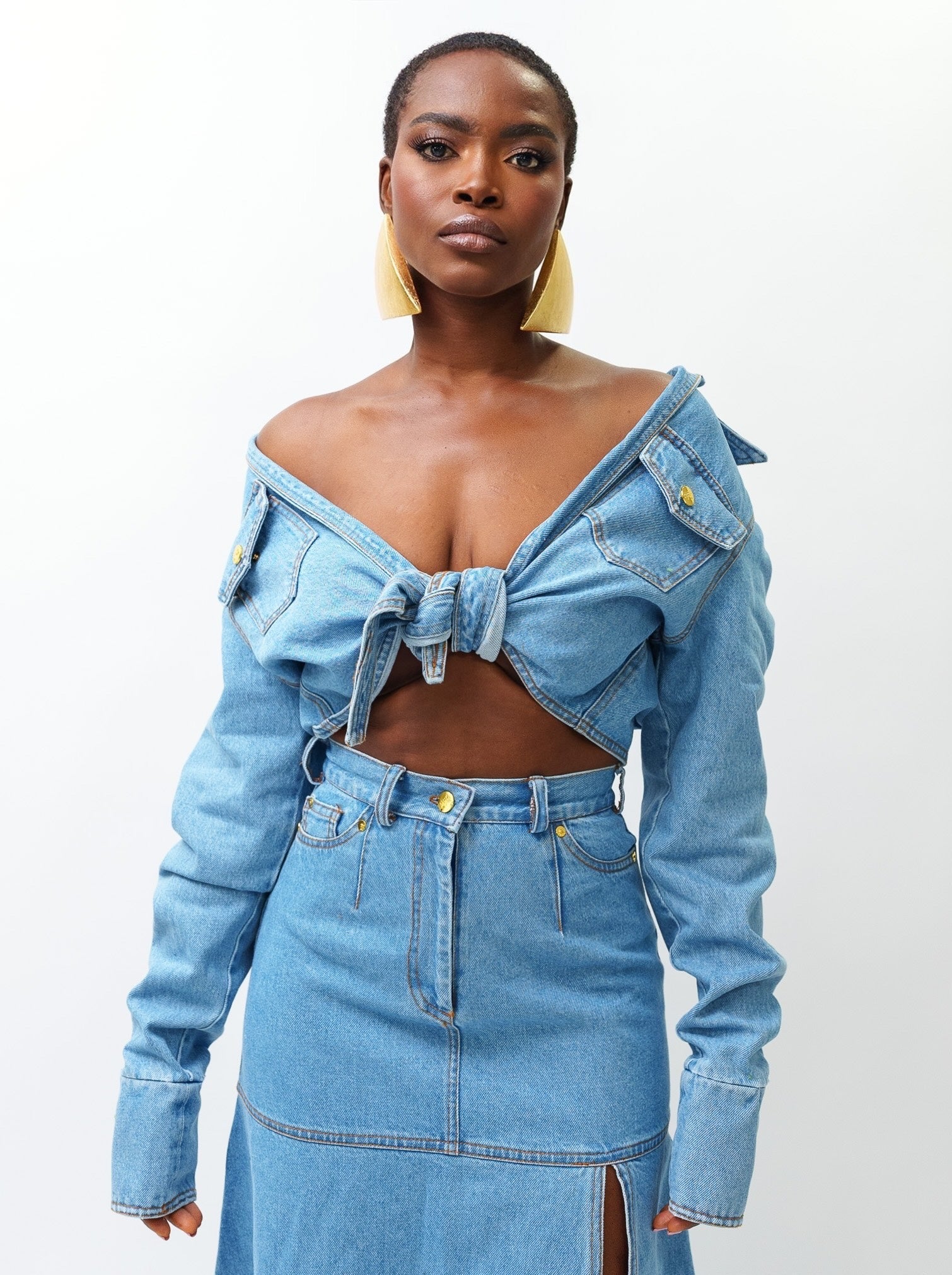 Off the shoulders denim shirt Babs Atelier