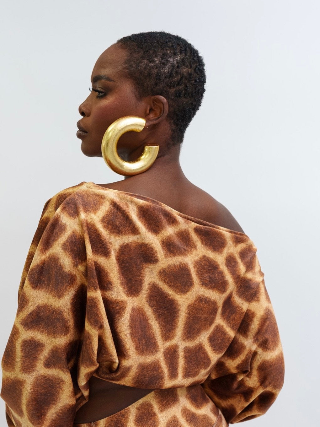 Duna oversized earrings